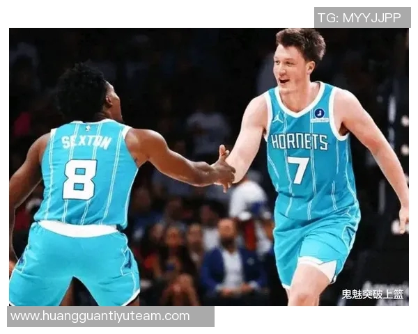 克尼佩尔表现抢眼11投6中斩获19分10篮板9助攻接近三双 克尼佩尔表现抢眼11投6中斩获19分10篮板9助攻接近三双