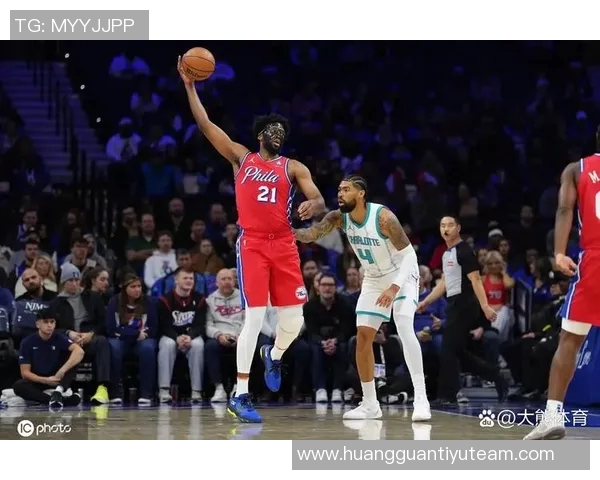 保罗乔治状态低迷10投仅中2球全场仅得7分6篮板表现令人失望